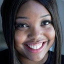 Alexandra James als Aisha