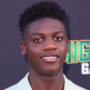 De'Jon Watts als Hot Dog Kid