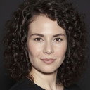 Açelya Devrim Yılhan als Hasibe Derenoğlu