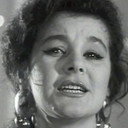 Рада Волшанинова als Gypsy Woman (uncredited)