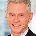 Peter MacMillan als Self - Host
