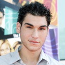 Brad Bufanda als Richard Alanzo