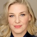 Emma Cooke als Mrs Louisa Bird