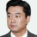Dong Yong als 
