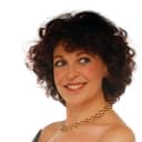 Gabriela Acher als Isabel