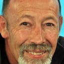 David Clatworthy als Clerk of the court