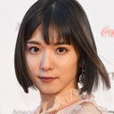 松岡茉優 als Aki Shibata