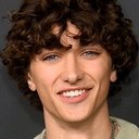 Gavin Casalegno als Roller Skater (uncredited)