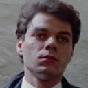 Claudio Camaso als Alfred Sinclair