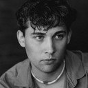Sebastian Fink als Samuel