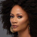 Nika King als Donna Martin
