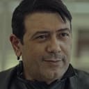 Ahmed Waiq als أنور منصور - شاهد