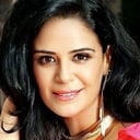 Mona Singh als Dr. Shivani