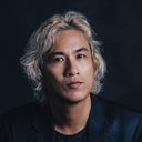 Ely Buendia als Musikero