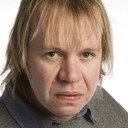 Llŷr Ifans als Hef