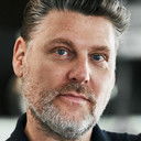 Timm Vladimir als Magnus Castlund