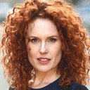 Marilee Talkington als Gretchen / Faceless Woman