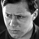 Яков Гудкин als The wounded soldier