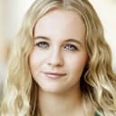 Katherine Munroe als Hannah