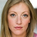 Anne Bassiner als Amy