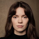 Georgina Bitmead als Valentina