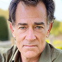 Andrew Philpot als D (voice)