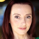 Sara Southey als Avery Graham