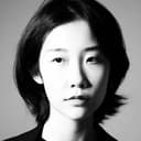 Huang Chutong als Supermarket Cashier