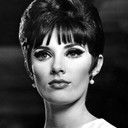 Beverly Adams als Cora (uncredited)