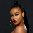 Damilola Adegbite als Temilola Coker