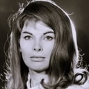 Katherine Woodville als Claire Parlini