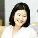 Cho Mi-nyeo als Kim's daughter