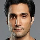 Dominic Rains als Sam Benson