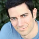 Ryan T. Husk als Timothy Graziano