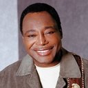 George Benson als Self - guitar, vocal