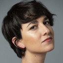 Stéphanie Magnin als Camarera