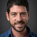Cemal Hünal als Alper