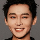 刘怡潼 als Qin Liufeng