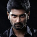 Atharvaa Murali als Michael Prithviraj