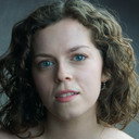 Lily Mummery als Jillian