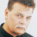 Shakeel Yousuf als Aziz Ahmed (Old)
