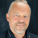 Emmanuel Paul als Père