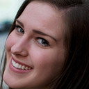 Jeniffer Watkins als Compound Employee