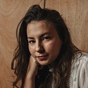 Rebecca Rautmann als Luisa