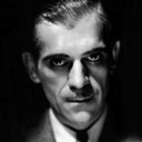 Boris Karloff als Dr. Laurience