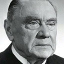 Charles Wilken als Urmager Piil