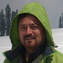 Shishir Rana als Joon's Father