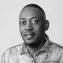 Michael Mabizela als Shaven Head Bomber