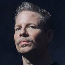 Willie Adler als Self