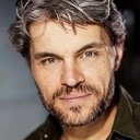 Marcello Walton als Tom in 'The Glass Menagerie'